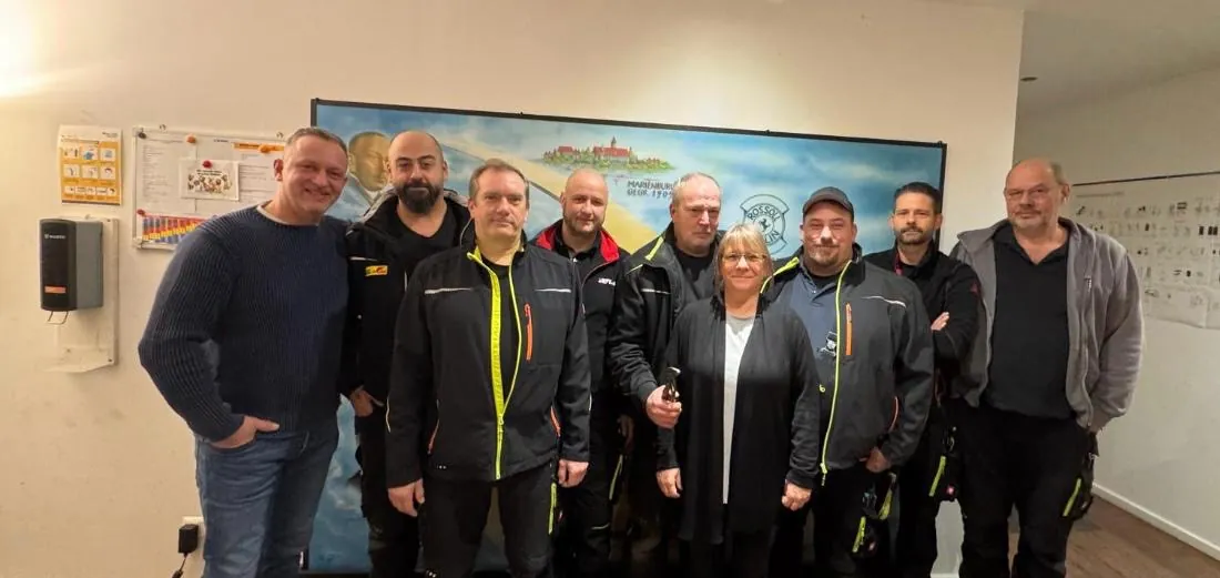 Teamarbeit bei Rossoll-Feuerung Berlin